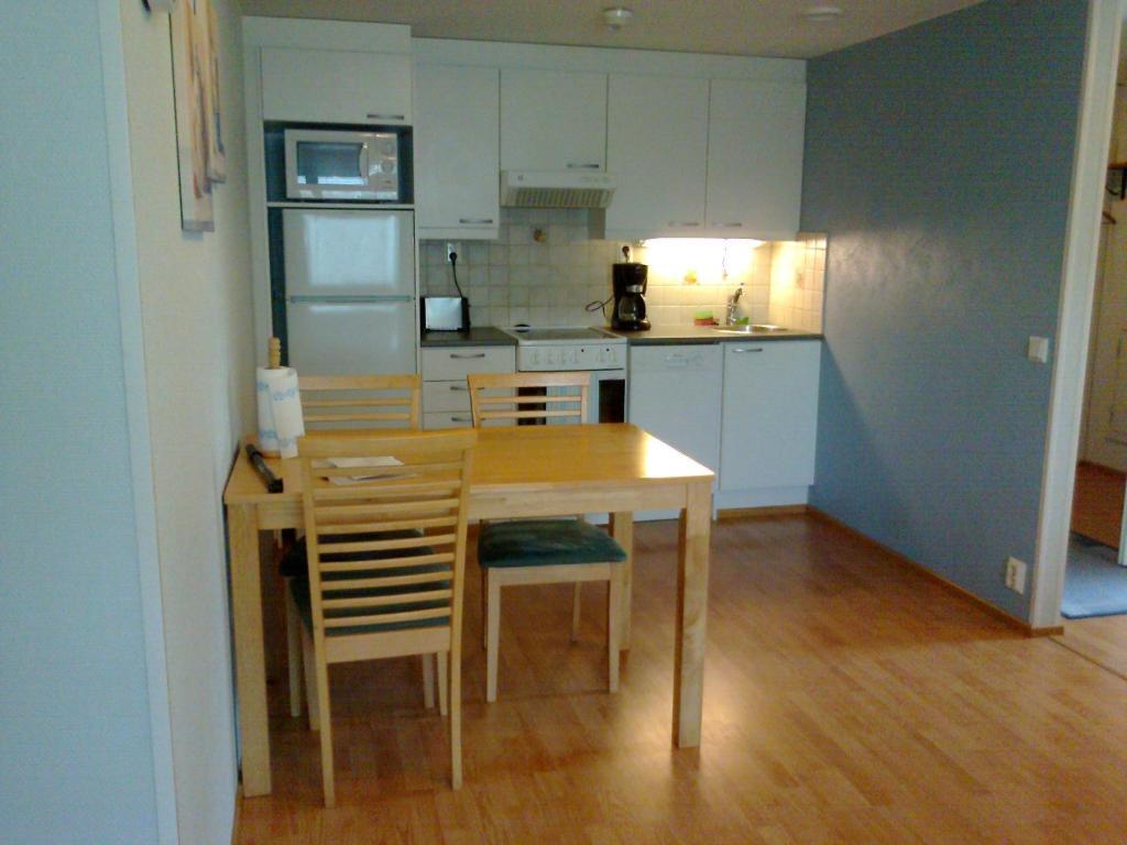Marent Apartments Salo  Oda fotoğraf